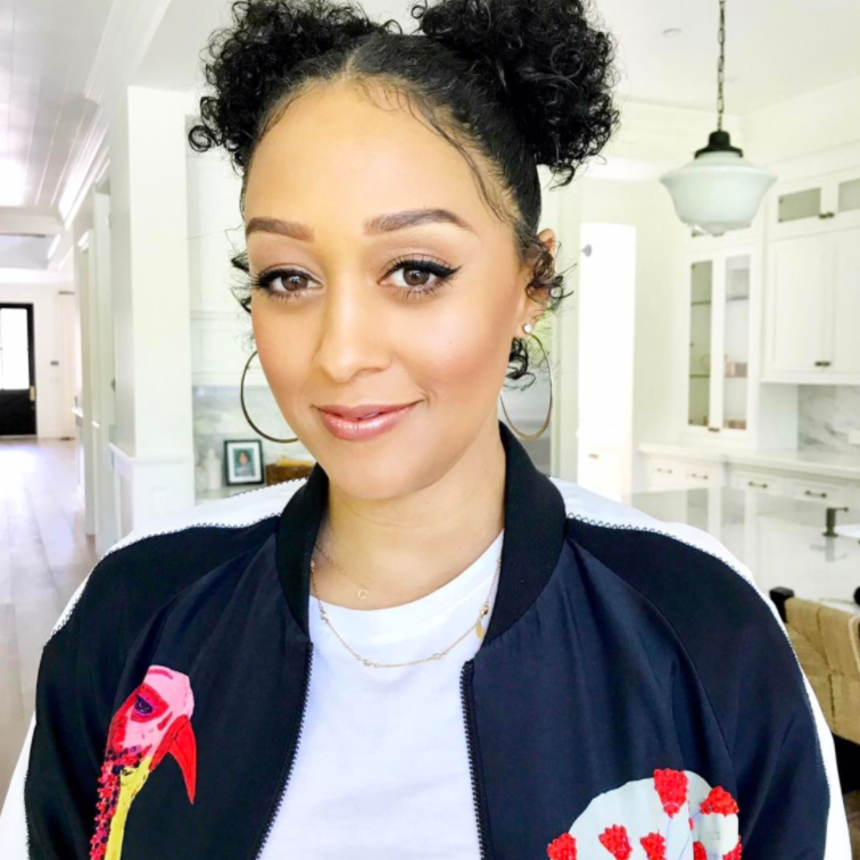 Tia Mowry-Hardrict Just Killed These Caribbean Dance Hall Moves While Six Months Pregnant 

